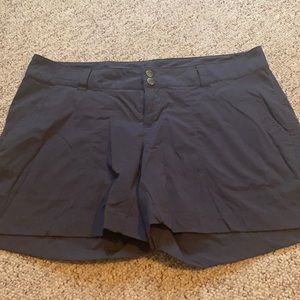 Columbia Women's Saturday Trail Short India Ink 12